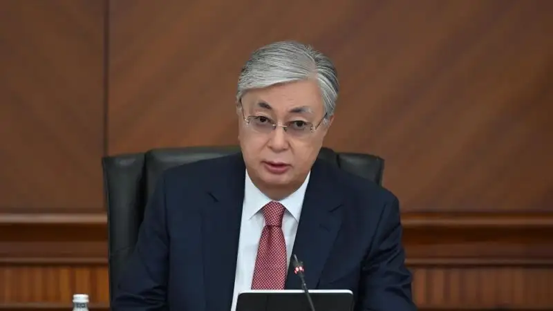 Токаев заявил, что власти на местах саботируют политику президента