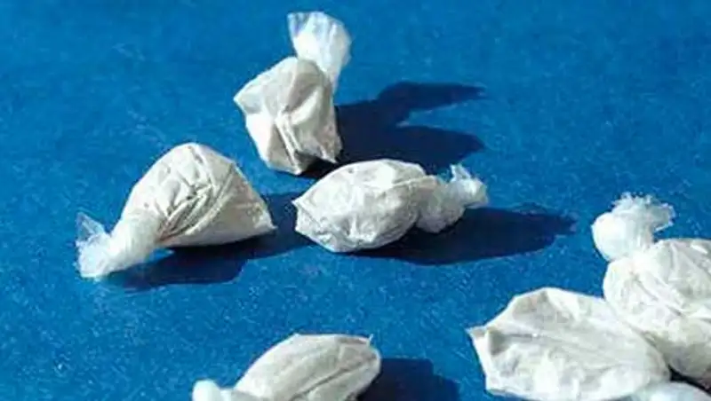 Беременную 18-летнюю женщину, перевозившую героин в кишечнике, задержали в ЮКО