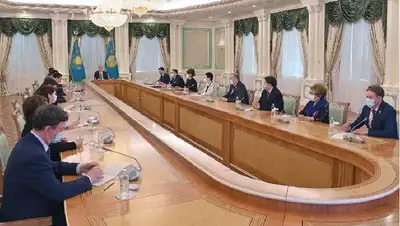 совещание по внесению изменений и дополнений в Конституцию, фото - Новости Zakon.kz от 25.04.2022 18:01