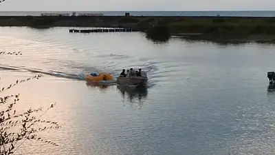 Актюбинские спасатели вытащили из воды четырех человек, фото - Новости Zakon.kz от 09.07.2023 11:03