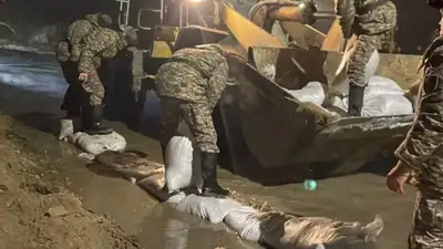 Сточными водами затопило Семей, фото - Новости Zakon.kz от 07.02.2023 06:32