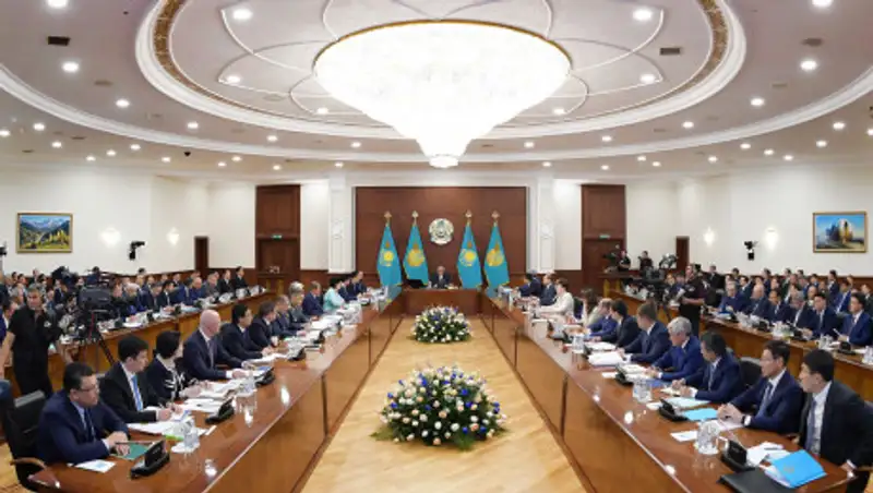 В Нур-Султане ожидается расширенное заседание правительства