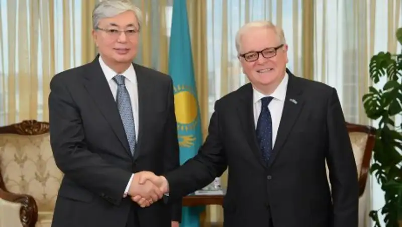 Касым-Жомарт Токаев принял послов Кубы и Великобритании