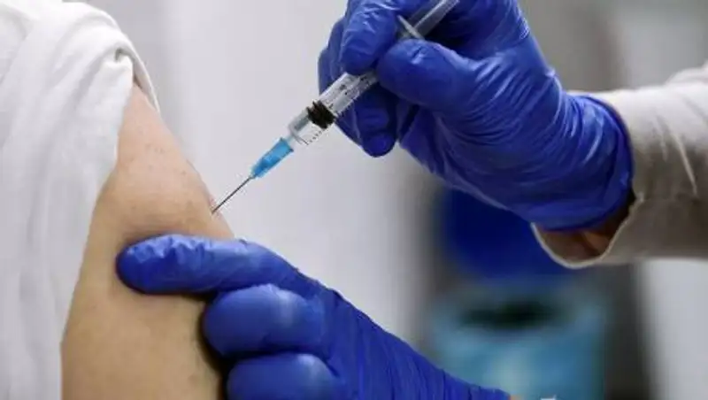 Третью вакцину от коронавируса зарегистрировали в России