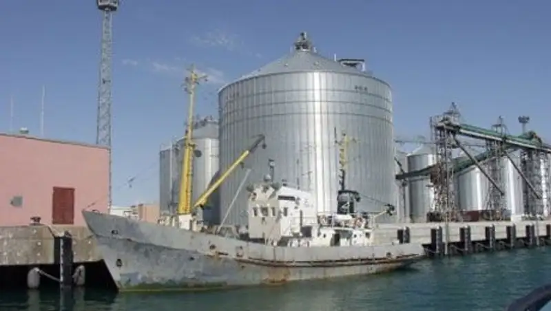 Сегодня из порта Актау отправится в путь первый казахстанский сухогруз