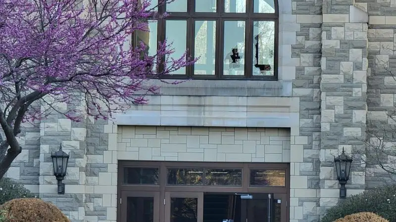 Массовая стрельба произошла в американской школе