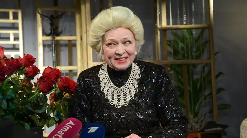 Владимир Путин наградил актрису театра имени Наталии Сац