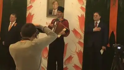 кадр из видео, фото - Новости Zakon.kz от 27.04.2018 10:31