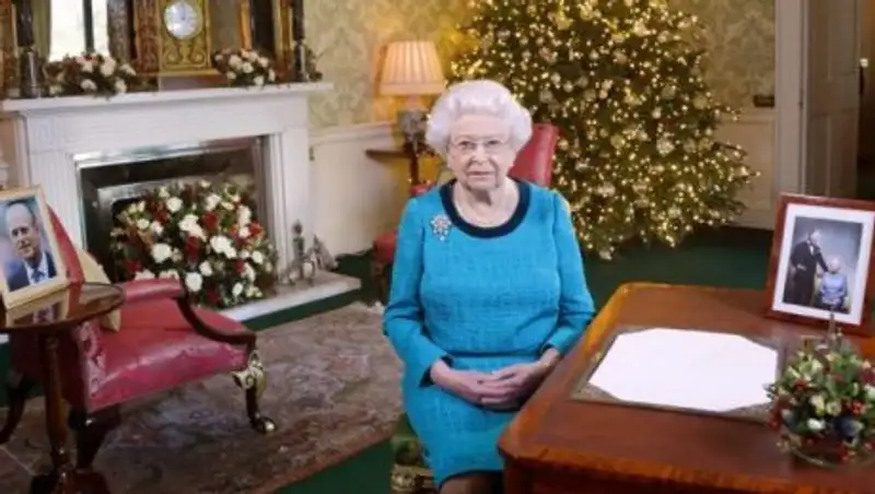 Королева Елизавета II выступила с рождественским посланием
