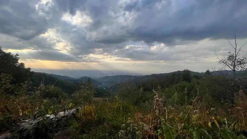 Штормовое предупреждение объявили в четырех областях Казахстана