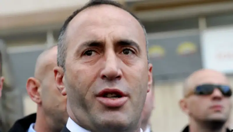 Премьер Косова ушел в отставку после вызова в суд Гааги