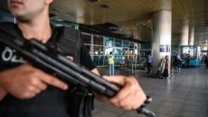 Власти Турции задержали еще трех человек по делу о теракте в Стамбуле