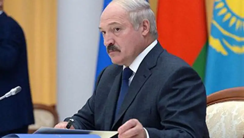 Лукашенко посоветовал белорусам забыть о жизни без России