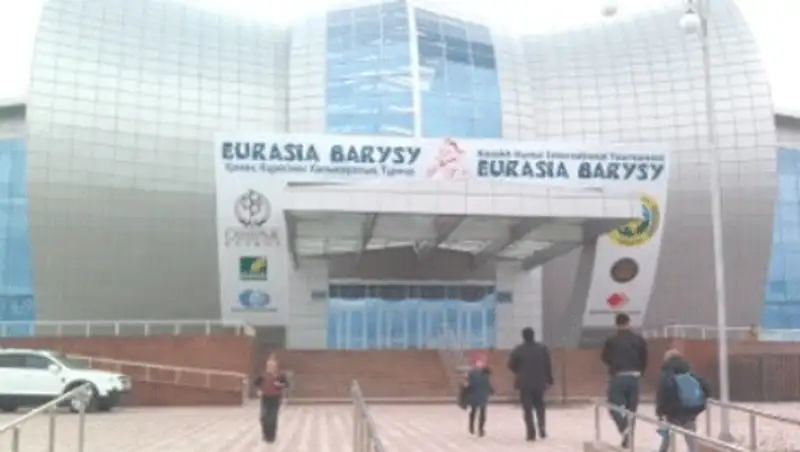 Казахстан выиграл первый раунд Международного турнира «Евразия Барысы» - 5:0., фото - Новости Zakon.kz от 07.12.2013 21:48