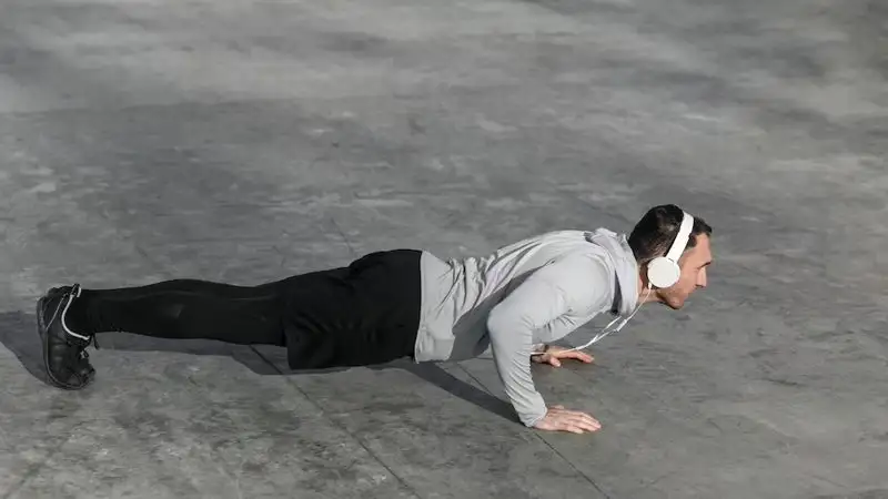 Австралиец установил мировой рекорд, сделав более 3200 отжиманий за час