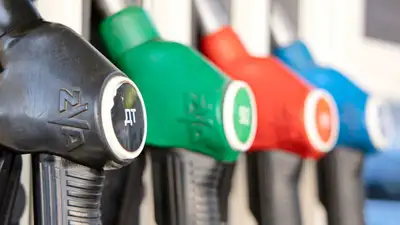 бензин, фото - Новости Zakon.kz от 13.02.2023 16:47