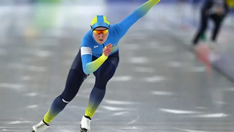 "Херенвейн. Стоп машина?" или итоги первого дня этапа Кубка мира по конькам в Голландии