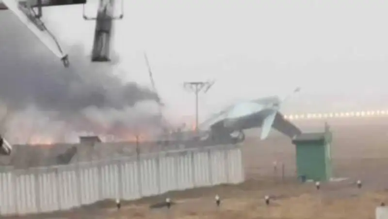 Извлечен черный ящик разбившегося под Алматы АН-26