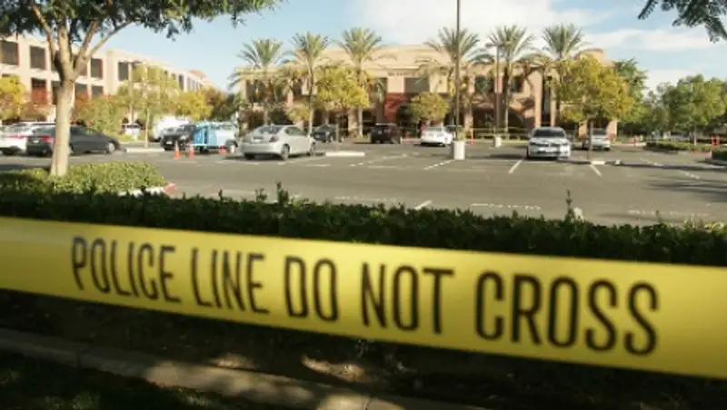 Бывшему соседу калифорнийских стрелков предъявили обвинения