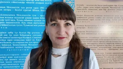 русская учительница преподает информатику в казахских классах, фото - Новости Zakon.kz от 19.06.2023 17:01