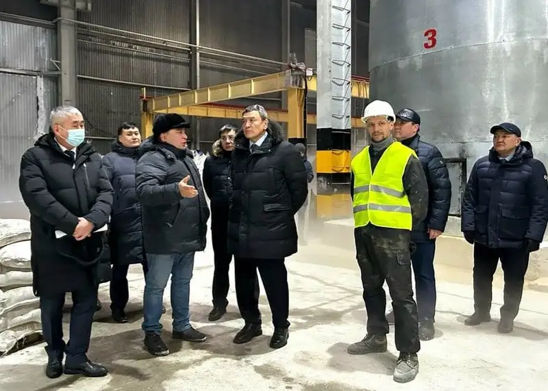 В СКО новое предприятие выпускает сухие строительные смеси и автоклавные газоблоки, фото - Новости Zakon.kz от 06.02.2024 16:56