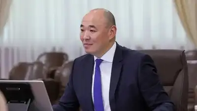 Шарлапаев остался министром промышленности и строительства