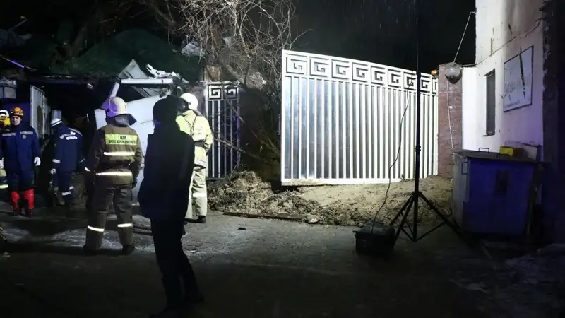 В Алматы сошел оползень, идут поиски возможных пострадавших