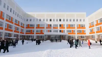 Вместо 90-летней школы построили новую в Астане