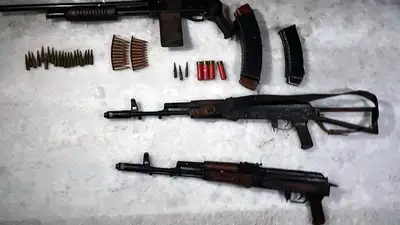 КНБ: Три тайника с оружием нашли в Алматинской области
