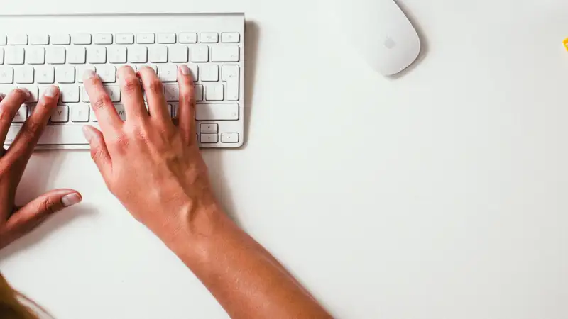 Безопасность детей в интернете: как с этим борются в Казахстане и США