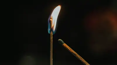 В Шымкенте мужчина облил себя бензином и угрожал самоподжогом, фото - Новости Zakon.kz от 14.02.2024 15:54