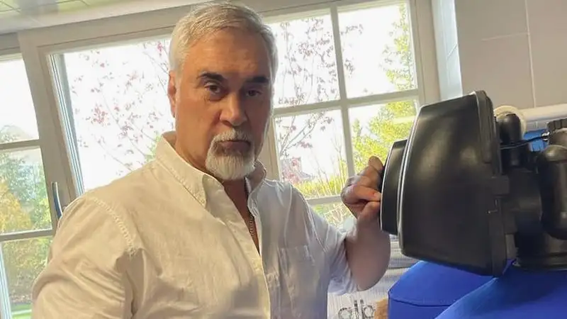 Алматинец нажился на поклонниках Валерия Меладзе