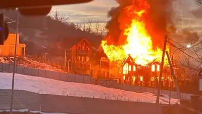 Пожар в крупном банном комплексе Алматы локализовали – МЧС, фото - Новости Zakon.kz от 14.02.2024 18:59