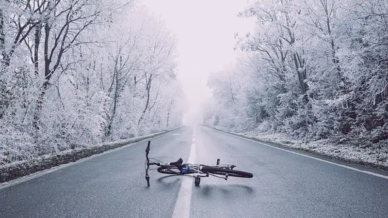 В Казахстане увеличилось число закрытых из-за непогоды трасс