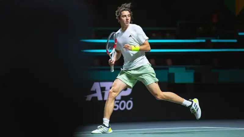 Александр Шевченко проиграл в четвертьфинале турнира в Роттердаме