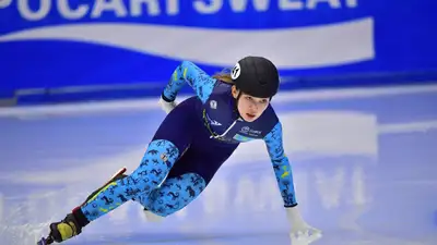 Историческая медаль: Казахстан завоевал "серебро" на юниорском ЧМ по шорт-треку, фото - Новости Zakon.kz от 25.02.2024 01:01