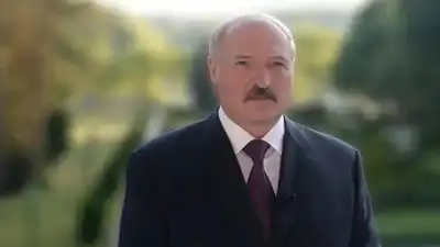 "Пойду. Передайте им": Лукашенко заявил, что будет снова баллотироваться в президенты