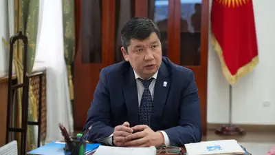 мэр Бишкека неожиданно покинул совещание, фото - Новости Zakon.kz от 29.02.2024 12:31