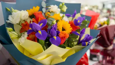 во сколько обойдутся подарки к 8 Марта в 2024 году, фото - Новости Zakon.kz от 06.03.2024 12:03