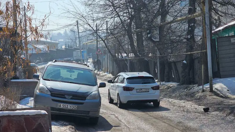 Оплывина, Тау-Самал, оползень, фото - Новости Zakon.kz от 12.03.2024 13:50