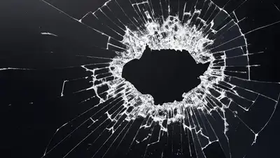 Хулиганы камнями закидали автобусы в Шымкенте , фото - Новости Zakon.kz от 08.03.2024 00:18