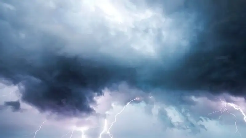 Снег, дождь и сильный ветер прогнозируют в Казахстане 9 марта