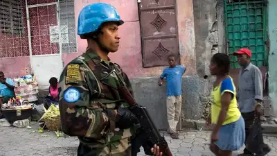 Вооруженные люди атаковали дворец президента Гаити