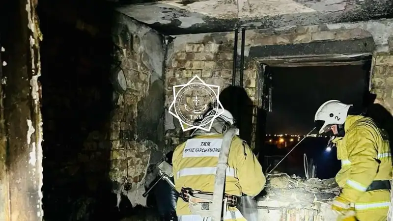 35 человек эвакуировали при пожаре в Кызылорде