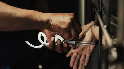 Под Астаной мужчина с ножом напал на водителя, фото - Новости Zakon.kz от 14.03.2024 12:41