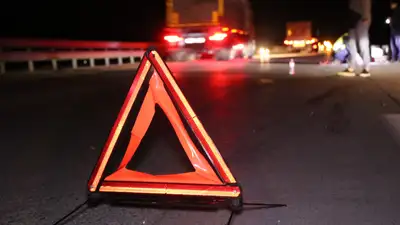 Восемь человек пострадали при столкновении двух минивэнов в Актюбинской области, фото - Новости Zakon.kz от 14.03.2024 09:35