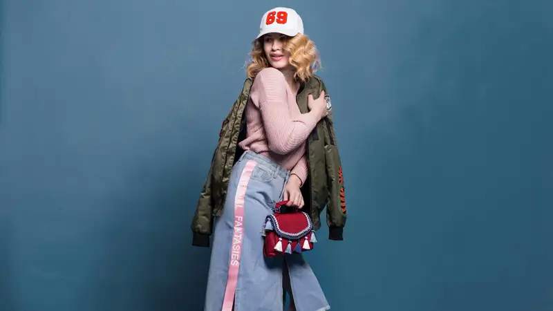 Самые модные цвета одежды в 2024 году назвала стилист