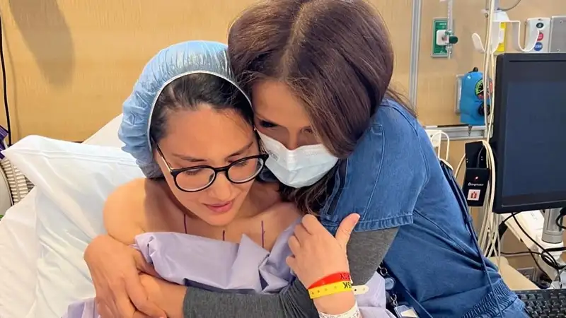 Актриса фильмов "Люди-Икс: Апокалипсис" и "Хищник" перенесла операцию по удалению молочных желез