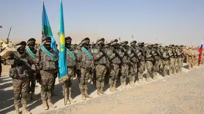 Грамота президента к Боевому Знамени воинской части и учреждения, фото - Новости Zakon.kz от 15.03.2024 12:19