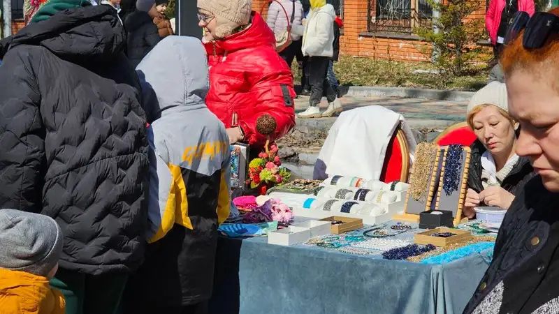 масленица, парк Сказаний народов Казахстана, фото - Новости Zakon.kz от 17.03.2024 14:32